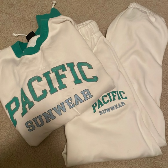 PacSun Sweaters - Pacsun sweat set